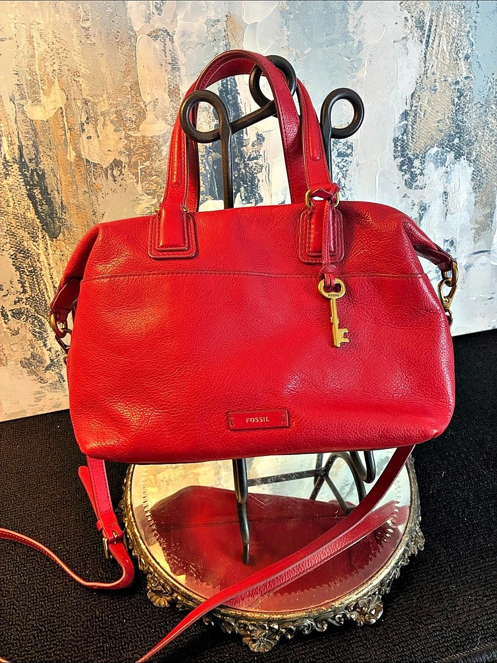Genuine Fossil Rachel Satchel Red Leather with Key Charm !!! Very pretty !!
